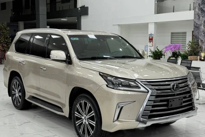 Lexus LX 2019