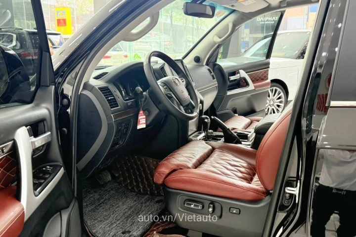 Toyota Land Cruiser 2020