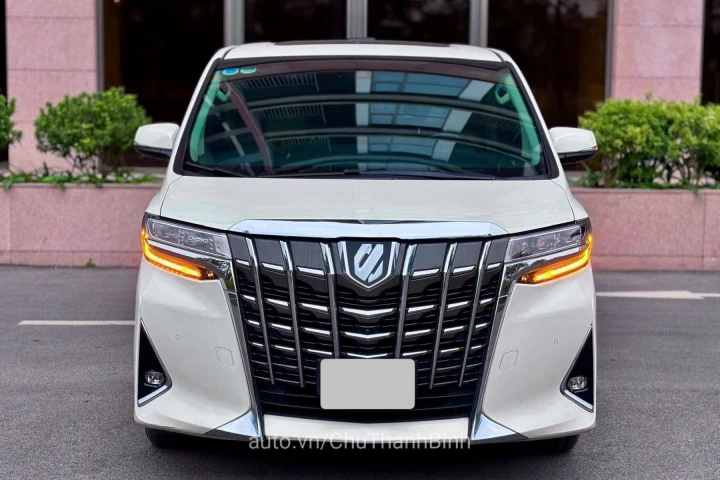 Toyota Alphard 2021