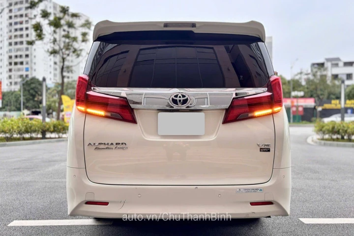 Toyota Alphard 2021