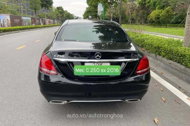 Mercedes-Benz C-Class 2016