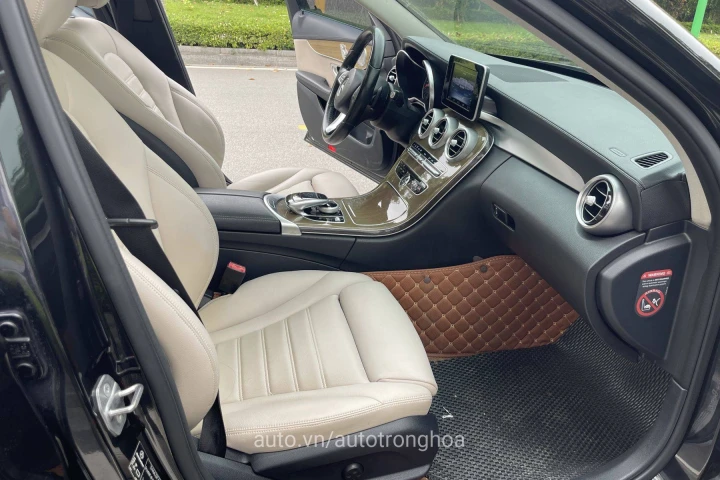 Mercedes-Benz C-Class 2016