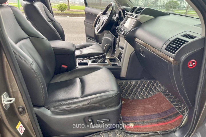 Toyota Land Cruiser Prado 2014