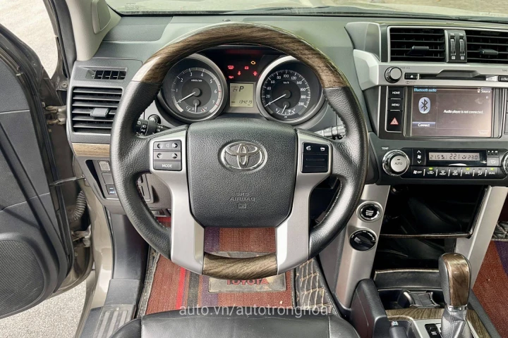 Toyota Land Cruiser Prado 2014