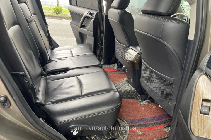 Toyota Land Cruiser Prado 2014