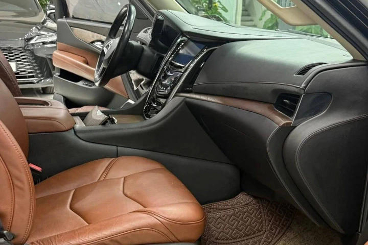 Cadillac Escalade 2016