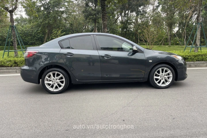 Mazda 3 2013