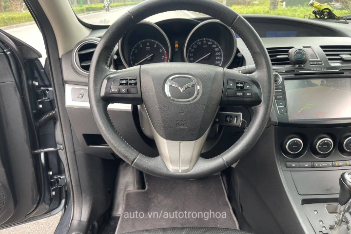 Mazda 3 2013