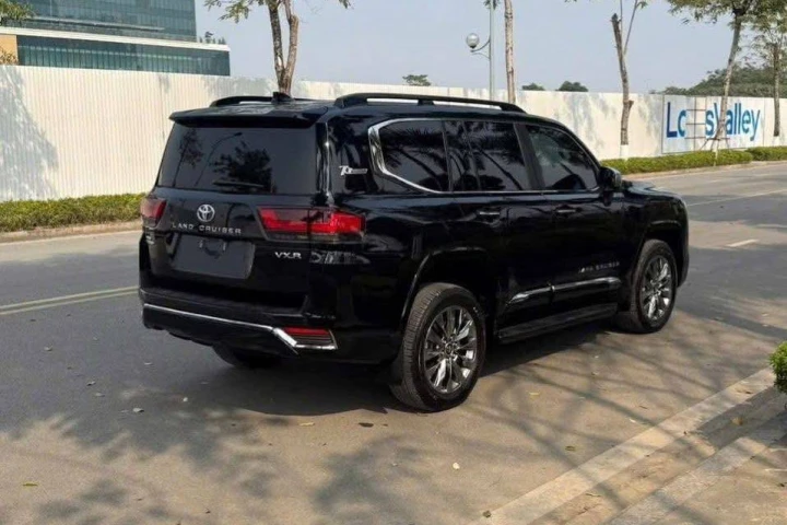 Toyota Land Cruiser 2023