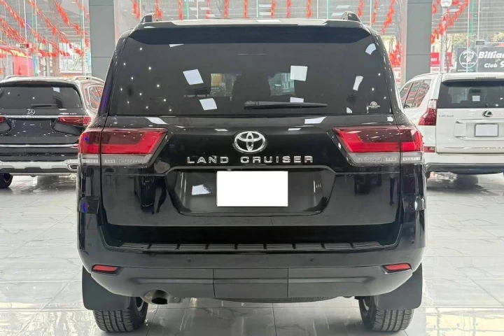 Toyota Land Cruiser 2023