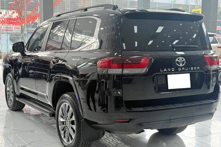 Toyota Land Cruiser 2023