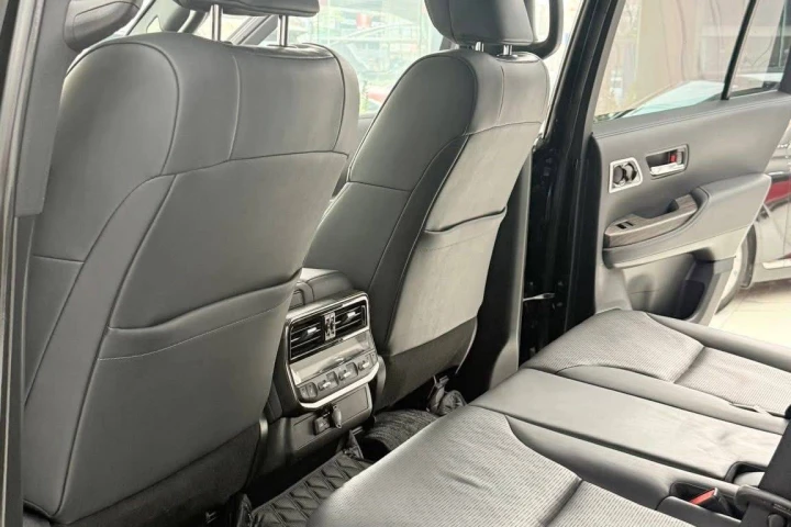 Toyota Land Cruiser 2023