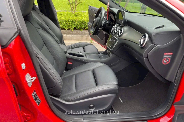 Mercedes-Benz CLA 2016