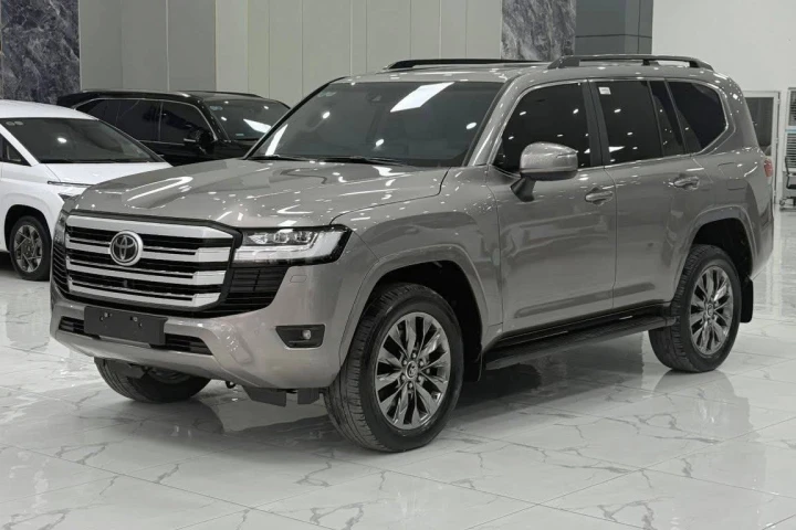 Toyota Land Cruiser 2024