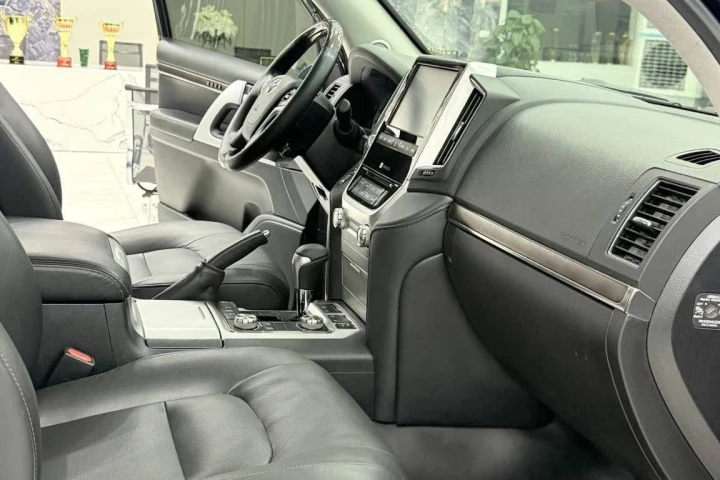 Toyota Land Cruiser 2019