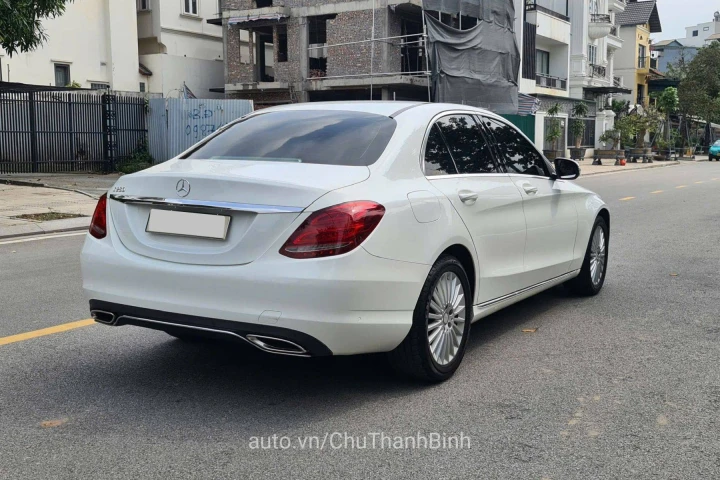 Mercedes-Benz C-Class 2016
