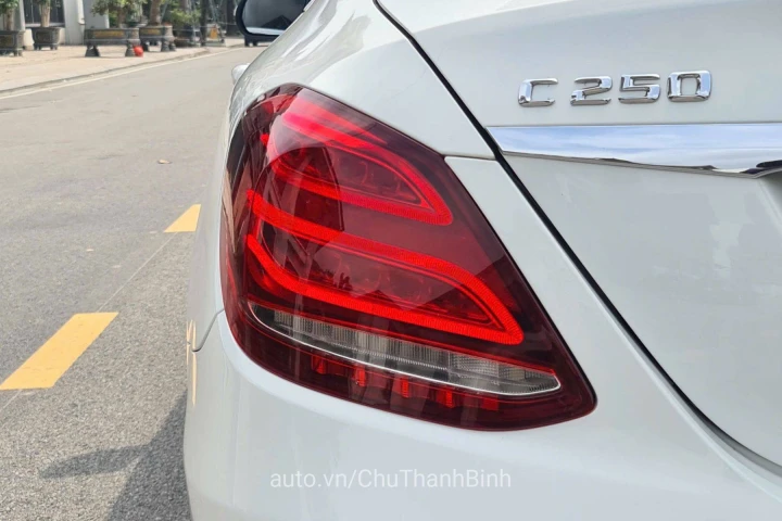 Mercedes-Benz C-Class 2016