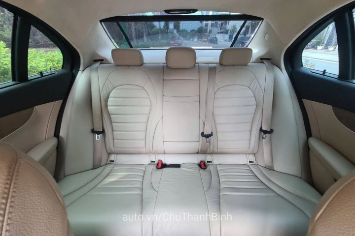 Mercedes-Benz C-Class 2016