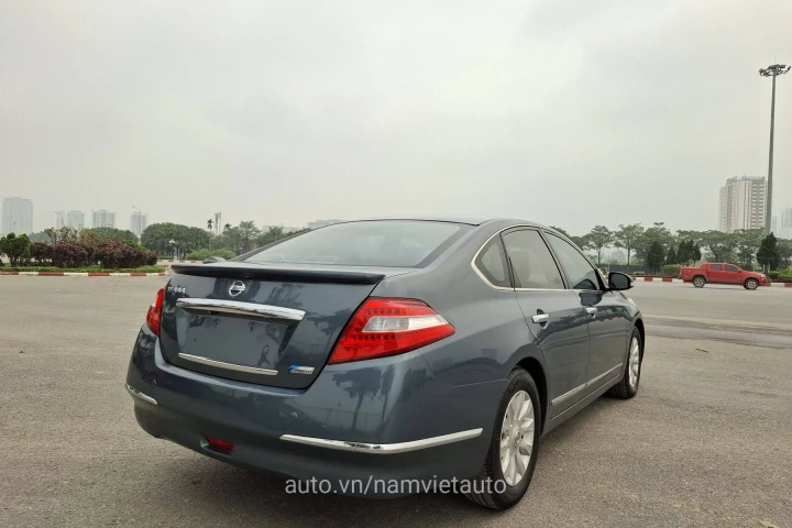 Nissan Teana 2010