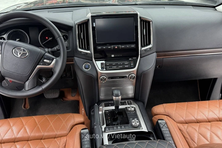 Toyota Land Cruiser 2020