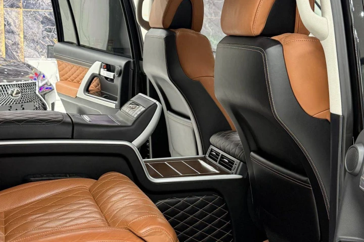 Toyota Land Cruiser 2020