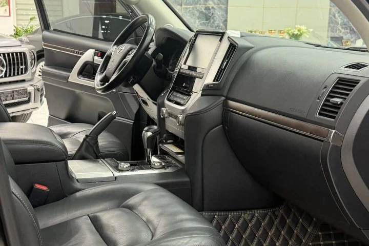 Toyota Land Cruiser 2020