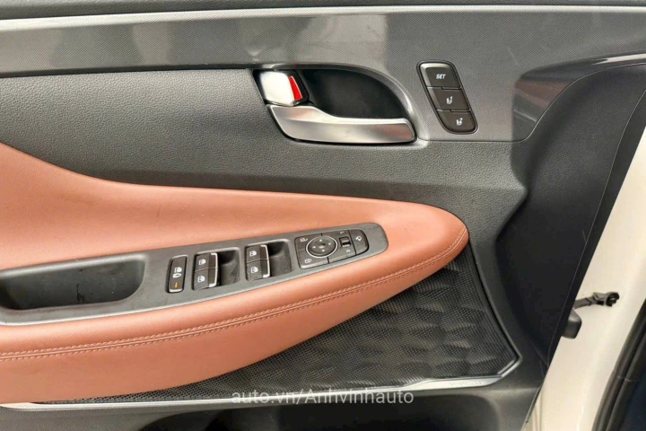 Hyundai Santa Fe 2023