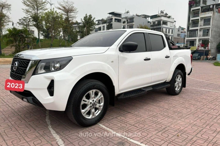 Nissan Navara 2023