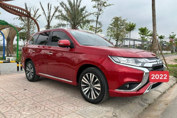 Mitsubishi Outlander 2022