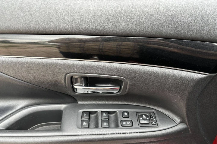 Mitsubishi Outlander 2022