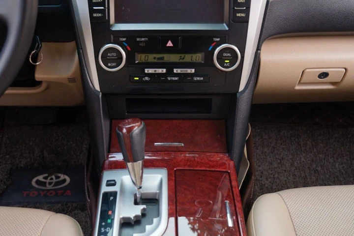 Toyota Camry 2012