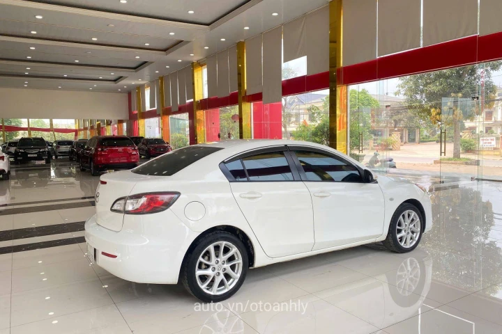 Mazda 3 2013