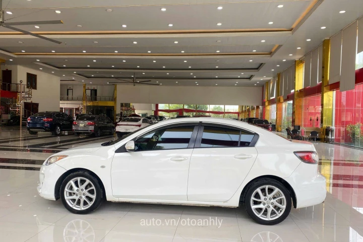Mazda 3 2013