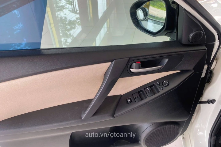 Mazda 3 2013