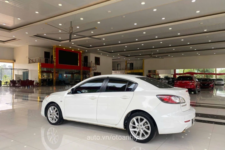 Mazda 3 2013