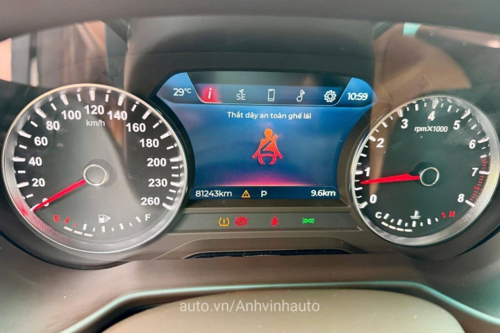 VinFast Lux SA2.0 2019