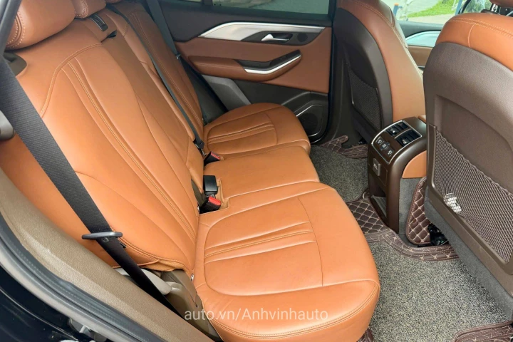 VinFast Lux SA2.0 2019