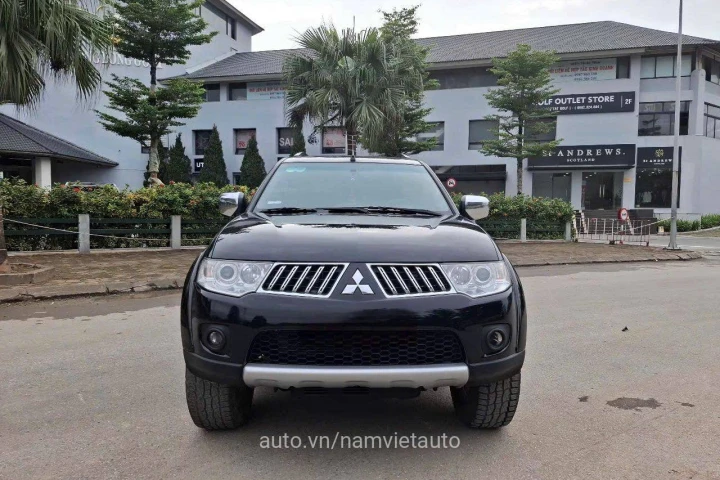 Mitsubishi Pajero 2014