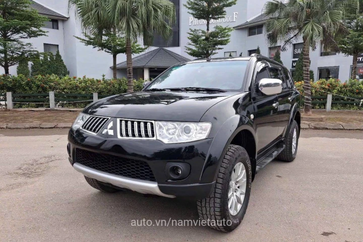 Mitsubishi Pajero 2014