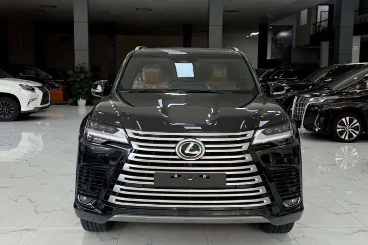 Lexus LX 2026