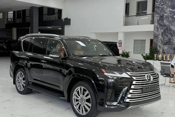 Lexus LX 2026