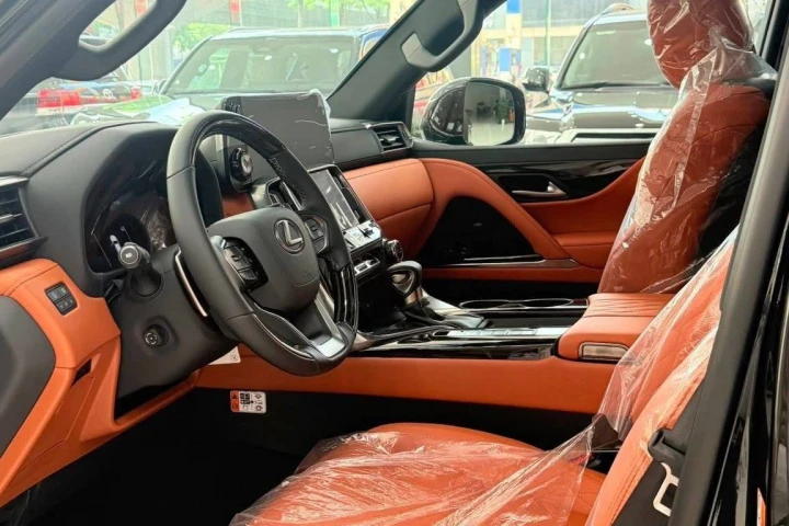 Lexus LX 2026
