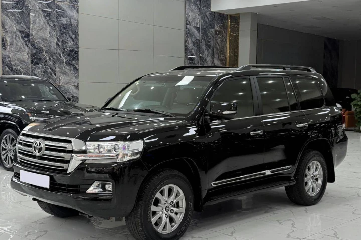 Toyota Land Cruiser 2016