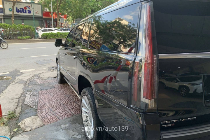 Cadillac Escalade 2014