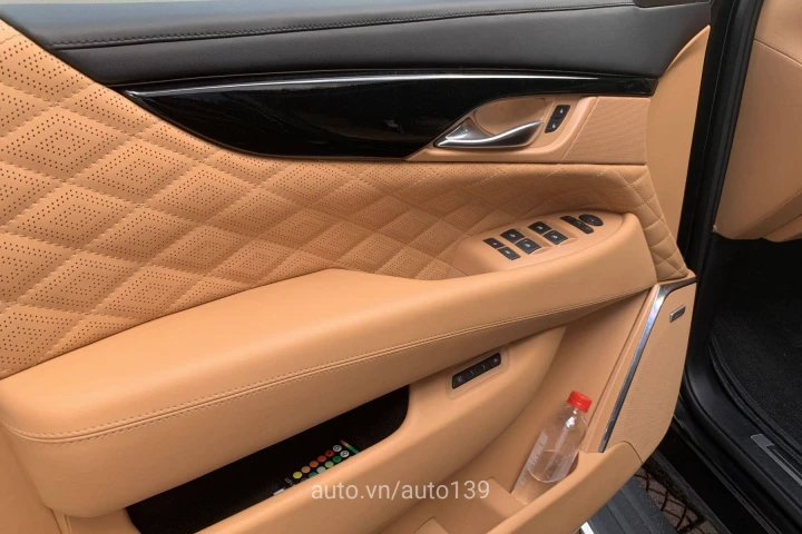 Cadillac Escalade 2014