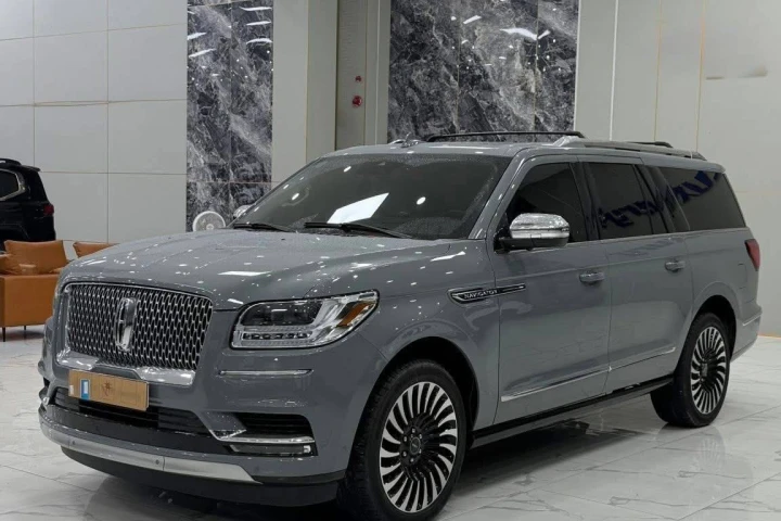 Lincoln Navigator 2021