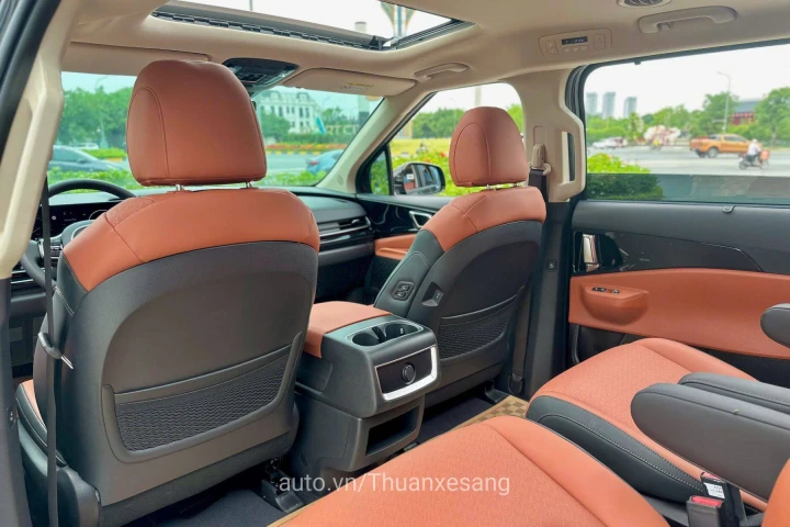Kia Carnival 2025