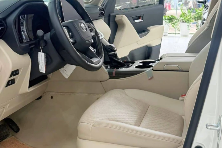 Toyota Land Cruiser 2025