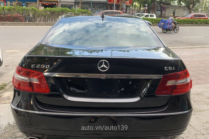 Mercedes-Benz E-Class E250 2010