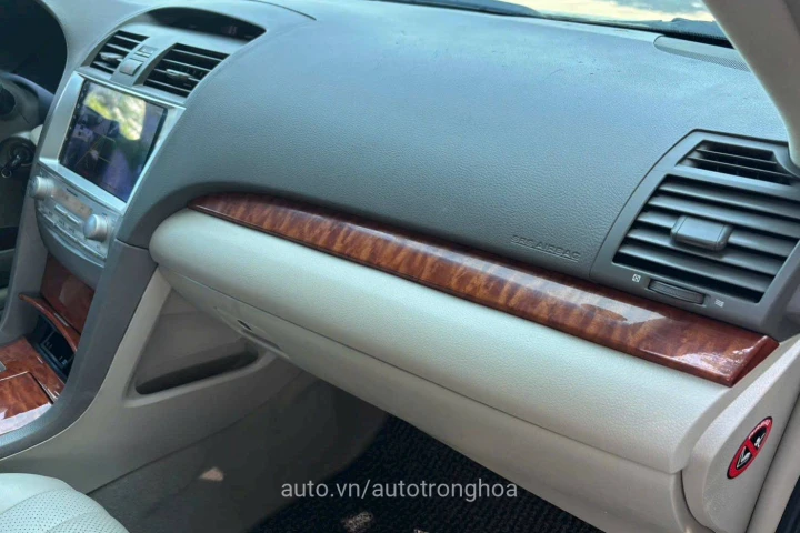 Toyota Camry 2012